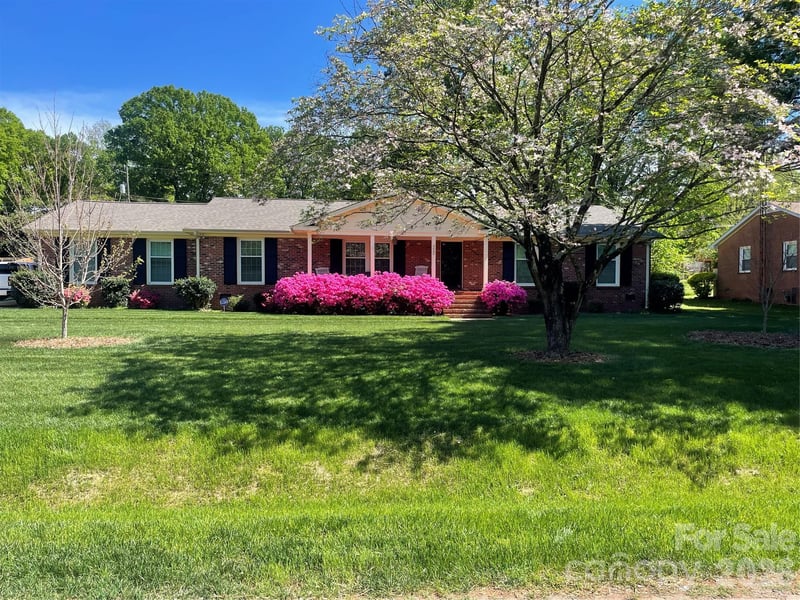 5022 Cheviot Rd, Charlotte, NC 28269