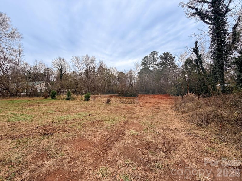 2738B Poinsett Hw, Greenville, SC 29609