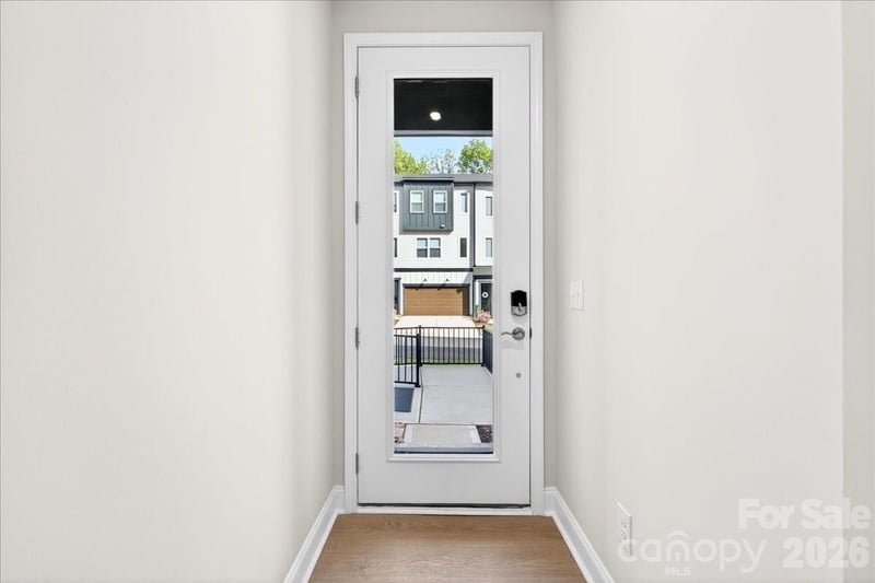 7933 Cedarsmith Ct, Charlotte, NC 28217