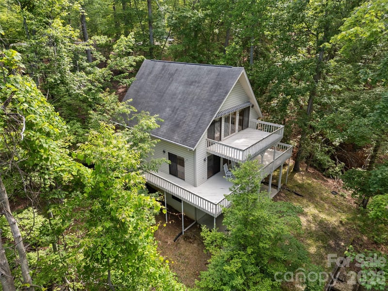 43 Hungryneck Hollow Ln, Saluda, NC 28773