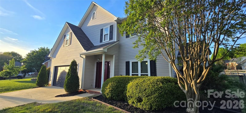657 Gable Oaks Ln, Concord, NC 28027