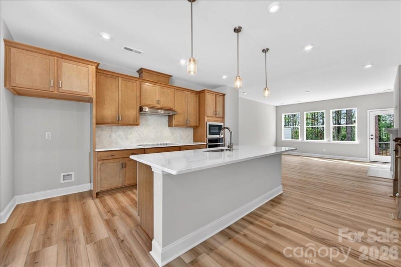 7925 Cedarsmith Ct, Charlotte, NC 28217