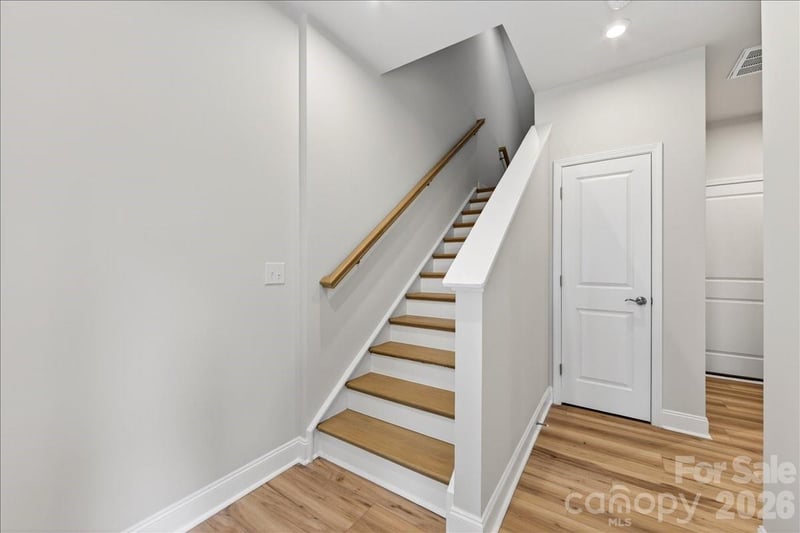 7925 Cedarsmith Ct, Charlotte, NC 28217