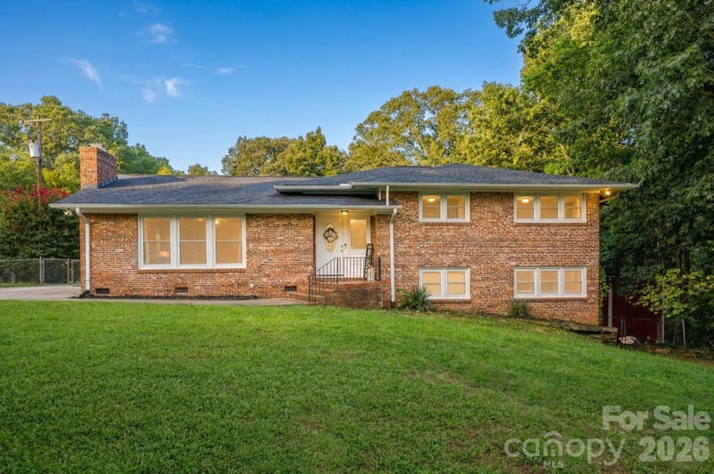 122 Crestwood Dr, Chester, SC 29706
