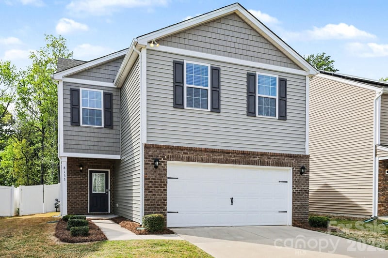 8133 Clairwood Dr, Charlotte, NC 28269