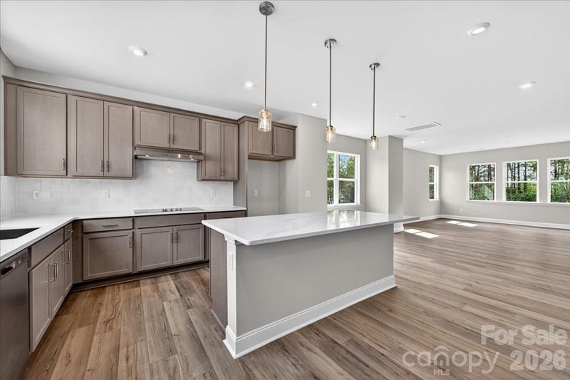 7921 Cedarsmith Ct, Charlotte, NC 28217