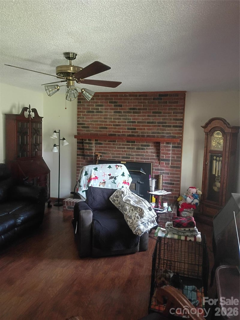 5427 Christopher Rd, Iron Station, NC 28080