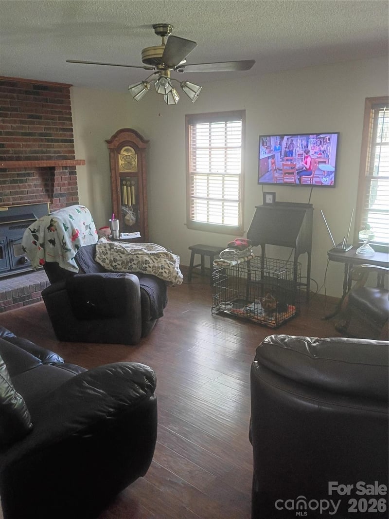 5427 Christopher Rd, Iron Station, NC 28080