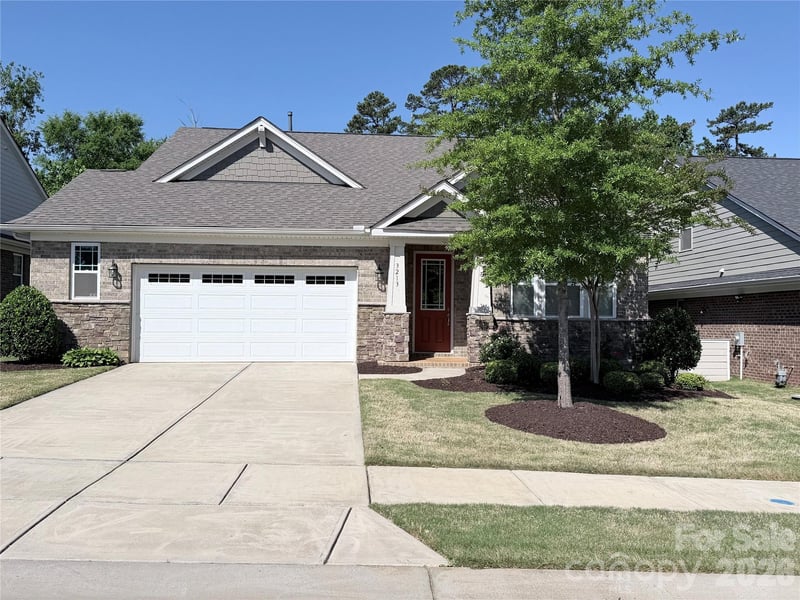 3213 Marchers Trace Dr, Mint Hill, NC 28227