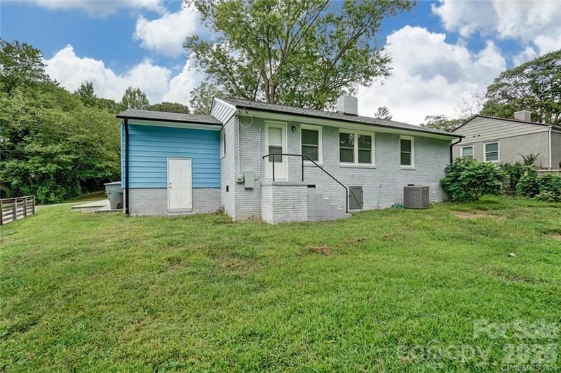 3443 Airlie St, Charlotte, NC 28205
