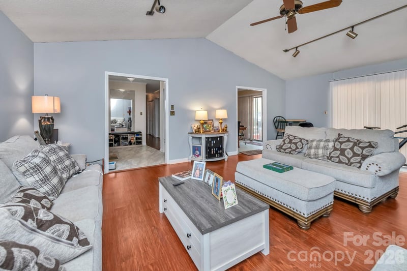 5528 Middleton Rd, Durham, NC 27713