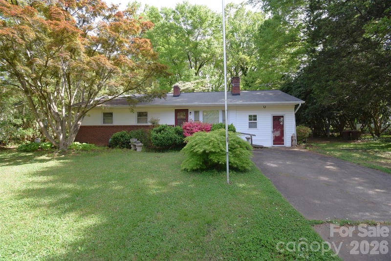 502 Henry St, Belmont, NC 28012