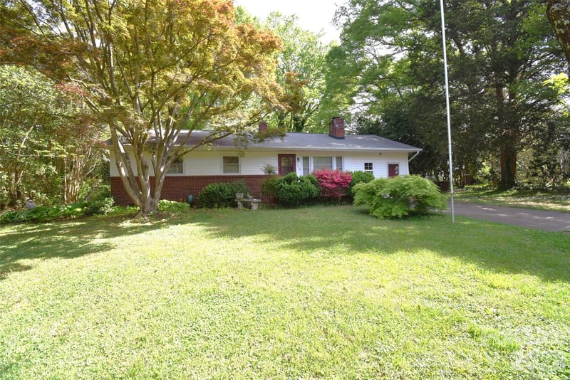 502 Henry St, Belmont, NC 28012