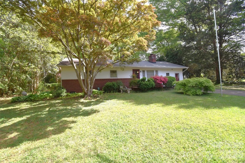 502 Henry St, Belmont, NC 28012