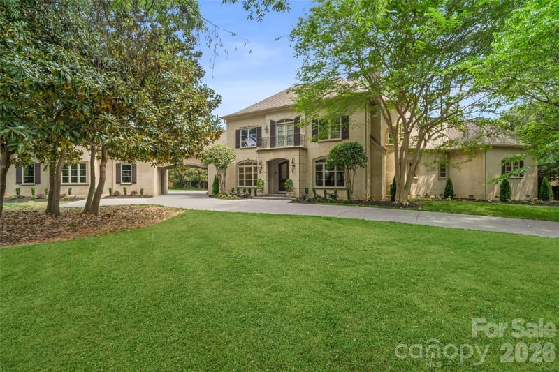 8600 Fairview Rd, Charlotte, NC 28226