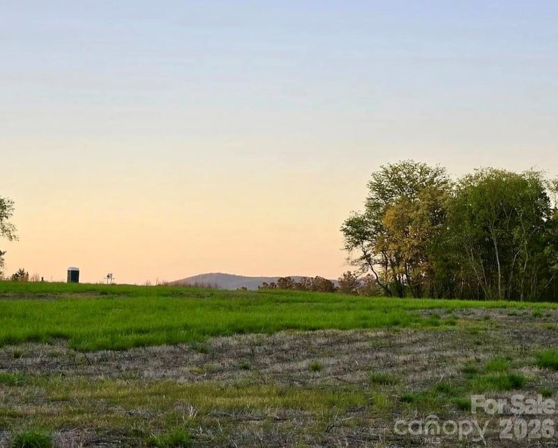 2033 Crestone Way #239, Connelly Springs, NC 28612