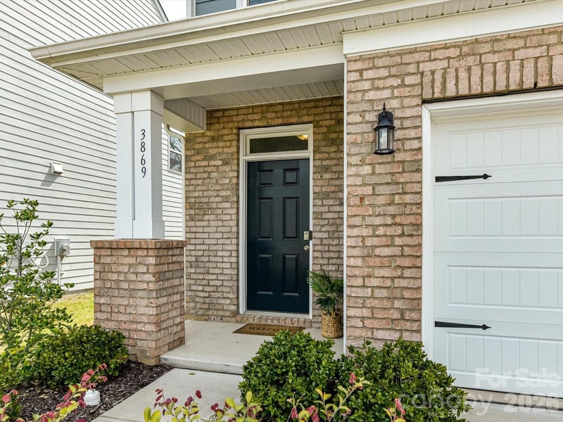 3869 Center Place Dr, Harrisburg, NC 28075