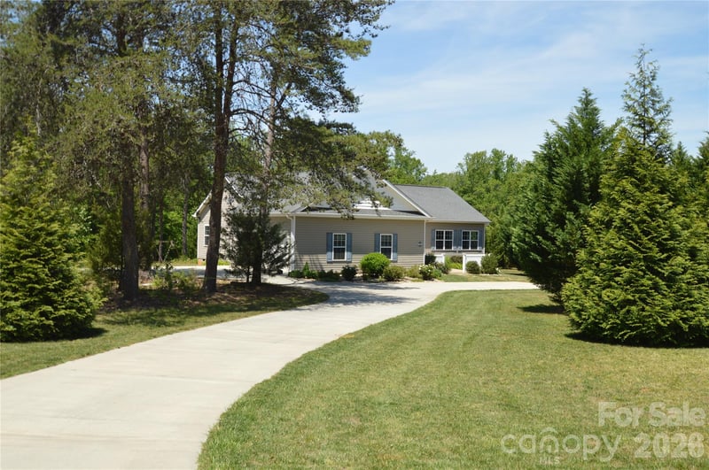 2500 Blackstock Rd, Landrum, SC 29356