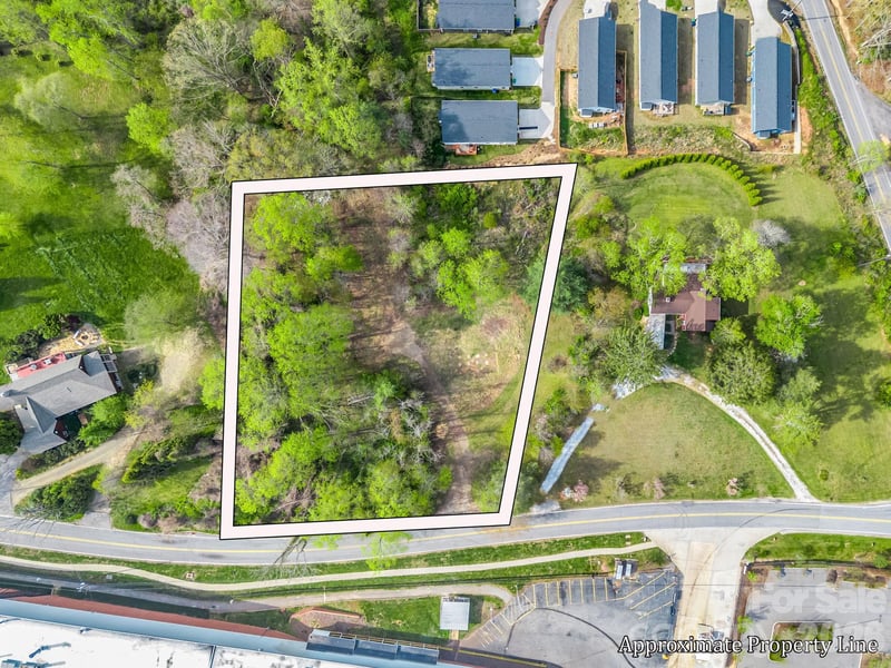 26 Adams Hill Rd, Asheville, NC 28806