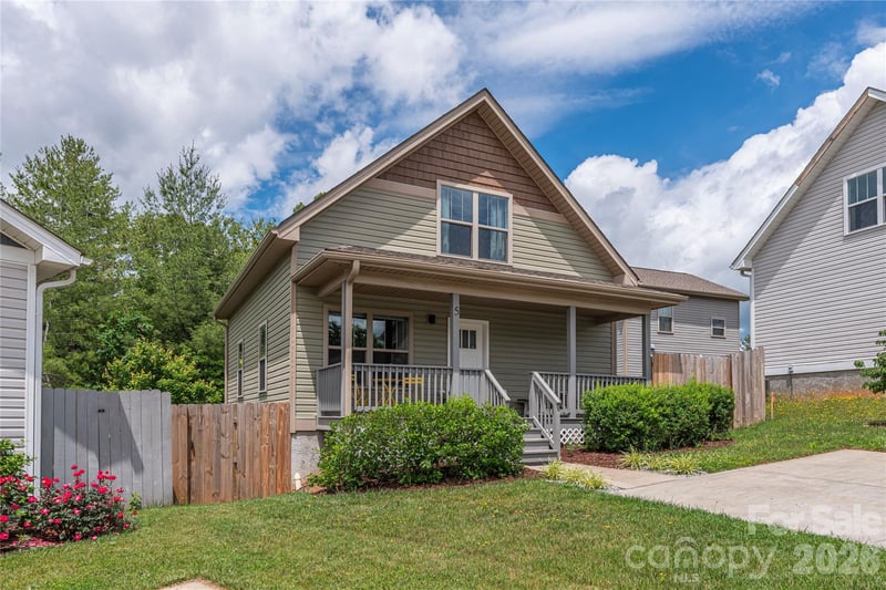 5 Declan Dr, Weaverville, NC 28787