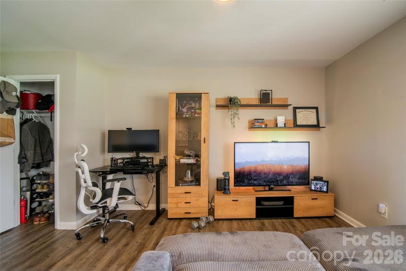4605 Coronado Dr #N, Charlotte, NC 28212
