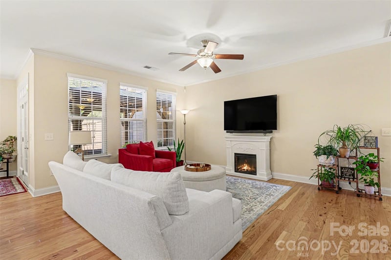 2020 Cramer Place Ct, Cramerton, NC 28032