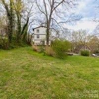 15 Greeley St, Asheville, NC 28806