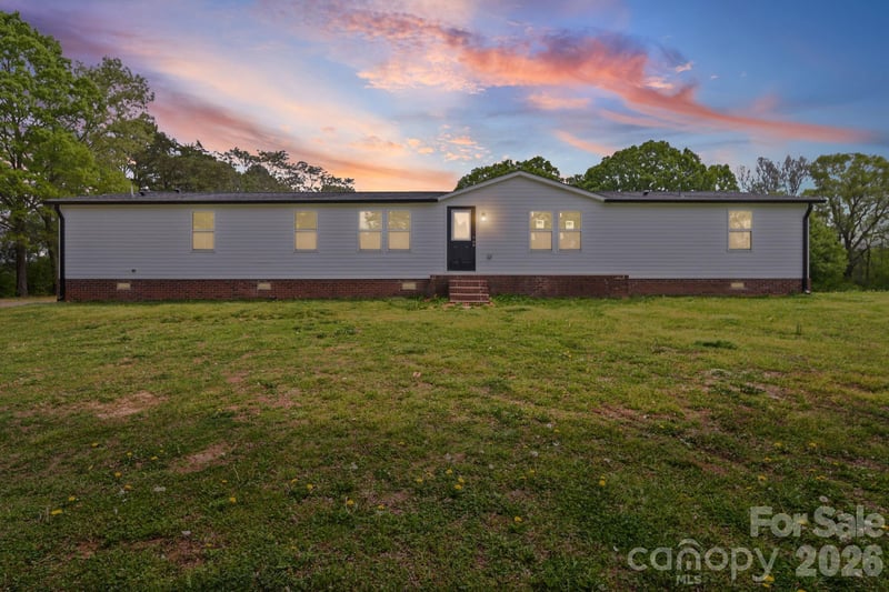 8592 Amanda Ln, Norwood, NC 28128