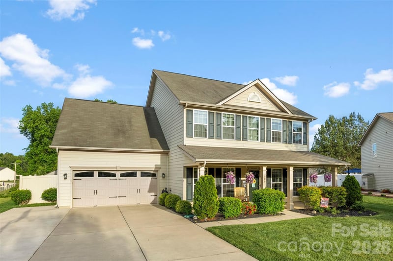 709 Heddington Ct, Gastonia, NC 28056