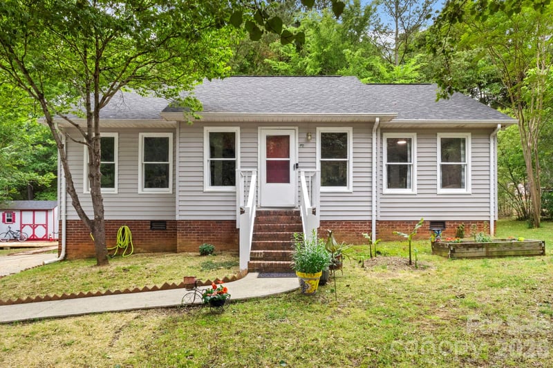 516 Majestic Ct, Concord, NC 28025