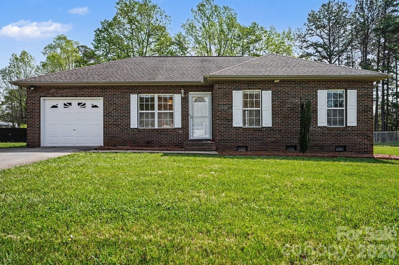 4936 Tumbling Creek Rd, Conover, NC 28613