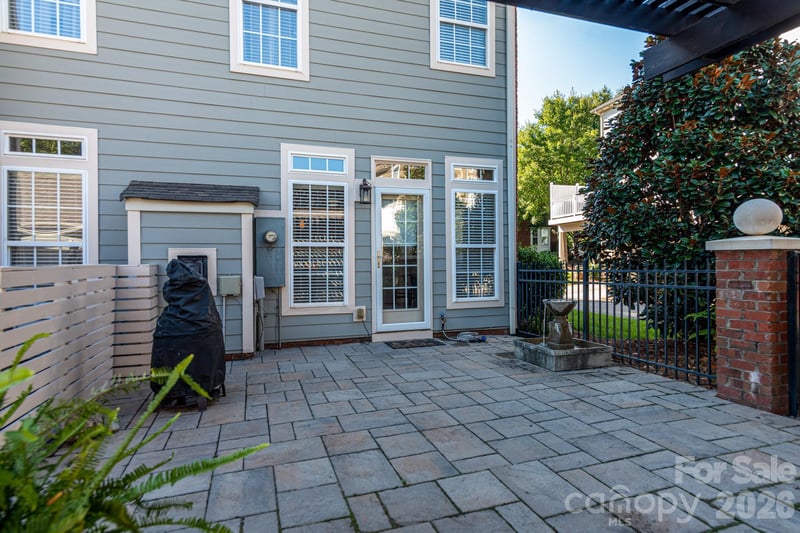 438 Magnolia St, Davidson, NC 28036