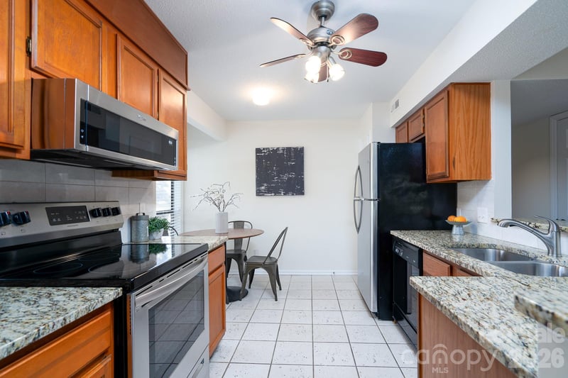 7309 Winery Ln, Charlotte, NC 28227