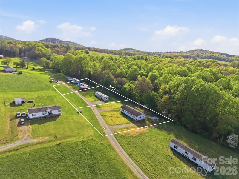 114116 Harrington Place Dr, Taylorsville, NC 28681