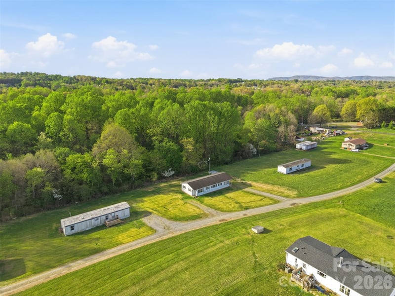 114116 Harrington Place Dr, Taylorsville, NC 28681