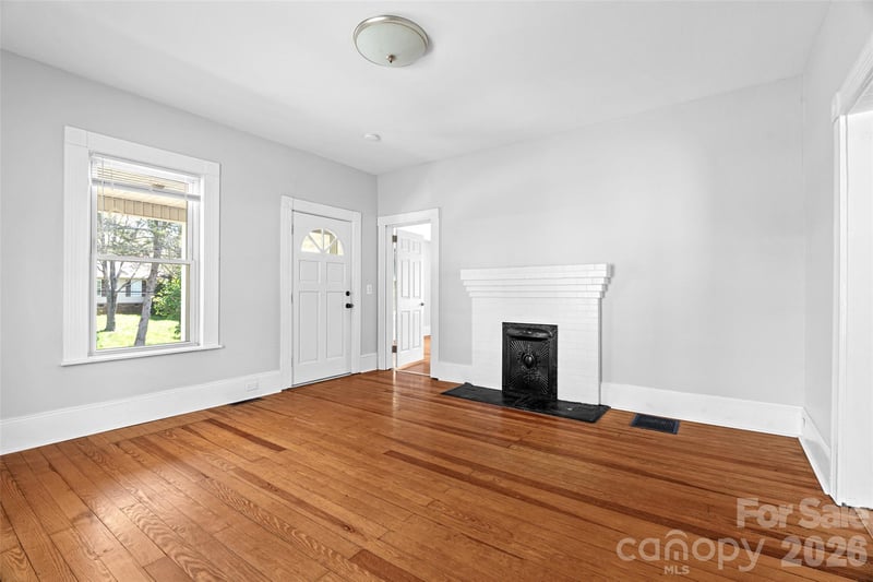 29 Allen St, Asheville, NC 28806