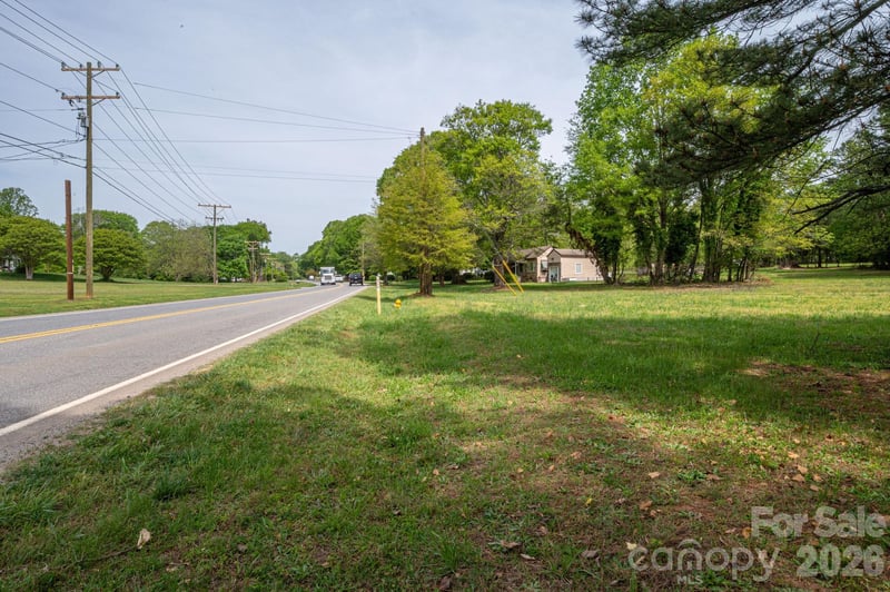 2059 South Point Rd, Belmont, NC 28012