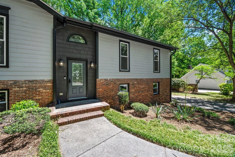 204 Swamp Fox Dr, Fort Mill, SC 29715
