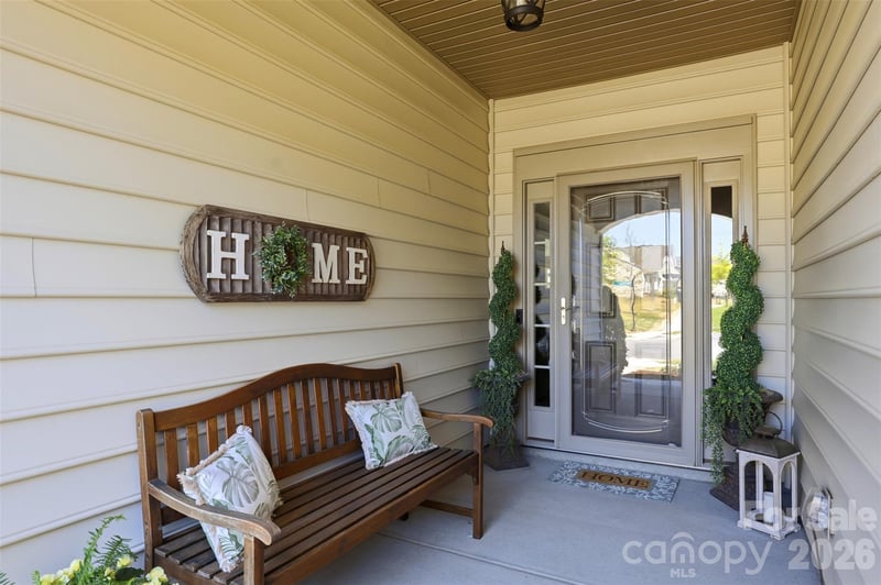 2404 Napa Valley Dr, Waxhaw, NC 28173