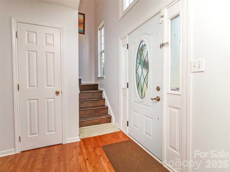 9901 Sweet Plum Dr, Charlotte, NC 28215