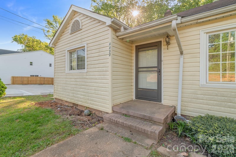 4430 Tyvola Rd, Charlotte, NC 28208