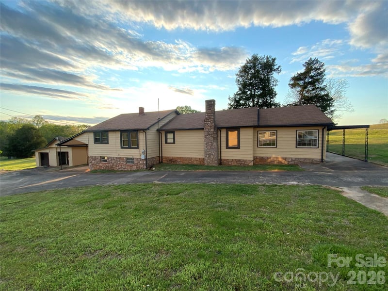 310 Horn Bottom Rd, Forest City, NC 28043