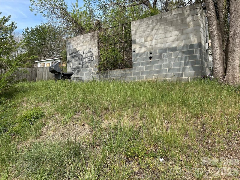 99999 Lamb Ave #1, Asheville, NC 28806