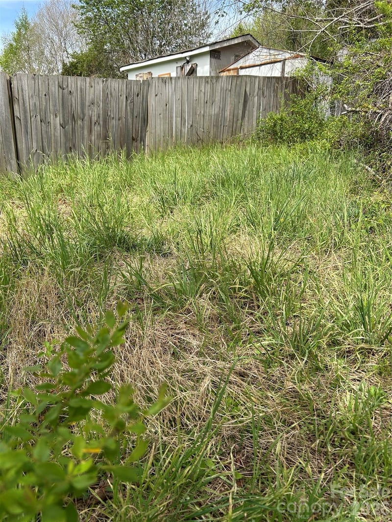 99999 Lamb Ave #1, Asheville, NC 28806