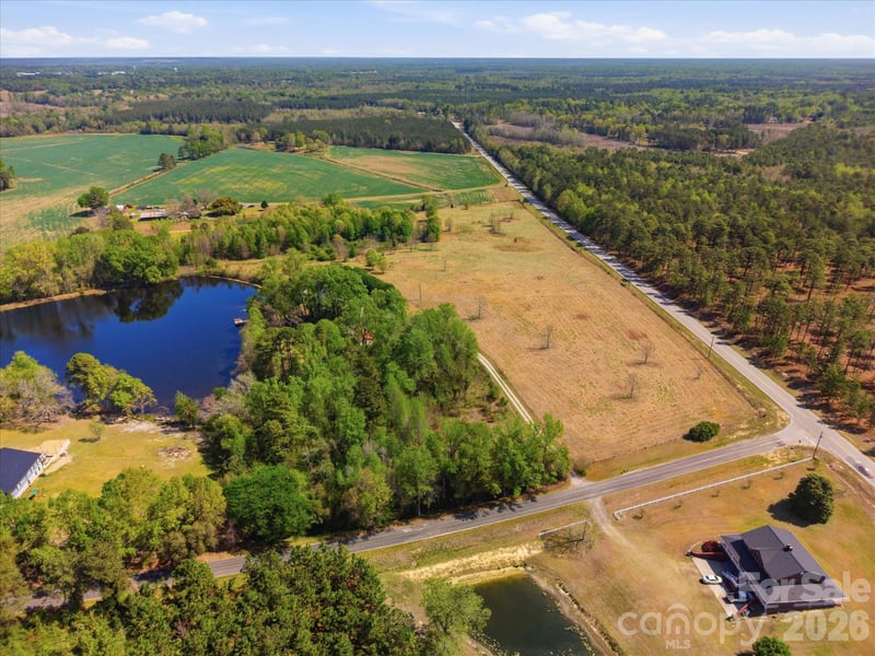 52 Mcmillan Rd, Cheraw, SC 29520