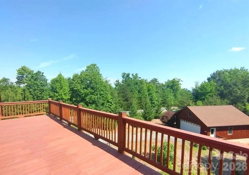 453 Grandview Peaks Dr, Nebo, NC 28761