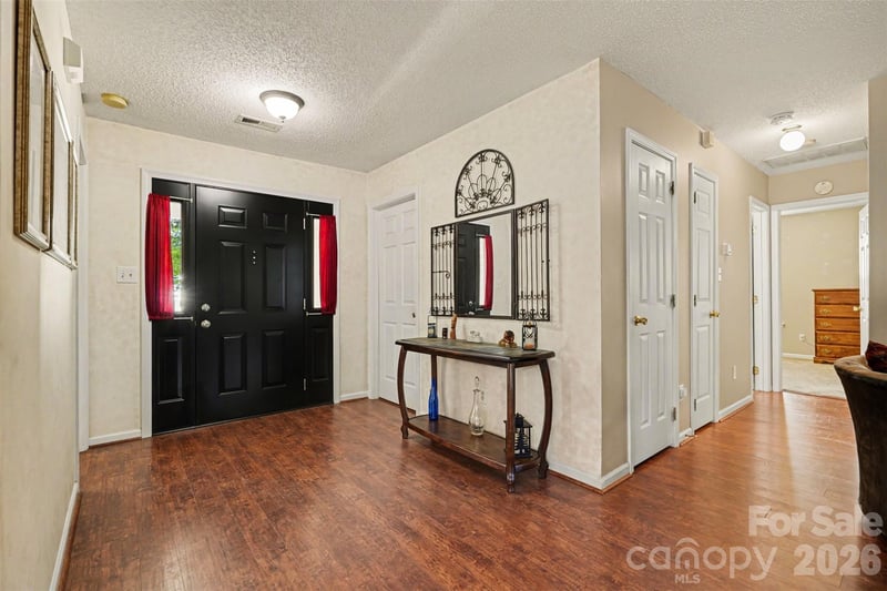 3806 Crimson Wing Dr, Indian Trail, NC 28079