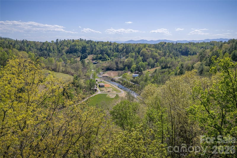 44 Marshbanks Rg, Weaverville, NC 28787