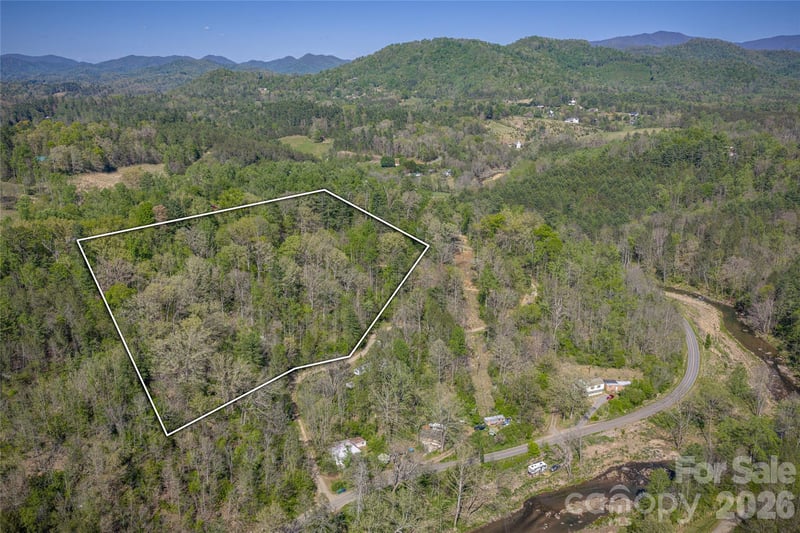 44 Marshbanks Rg, Weaverville, NC 28787