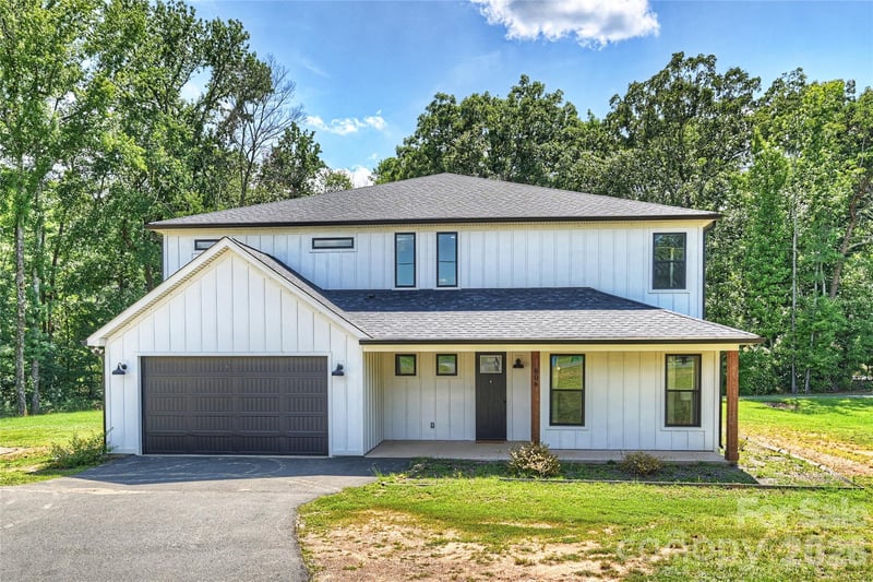 606 Elm St, Locust, NC 28097